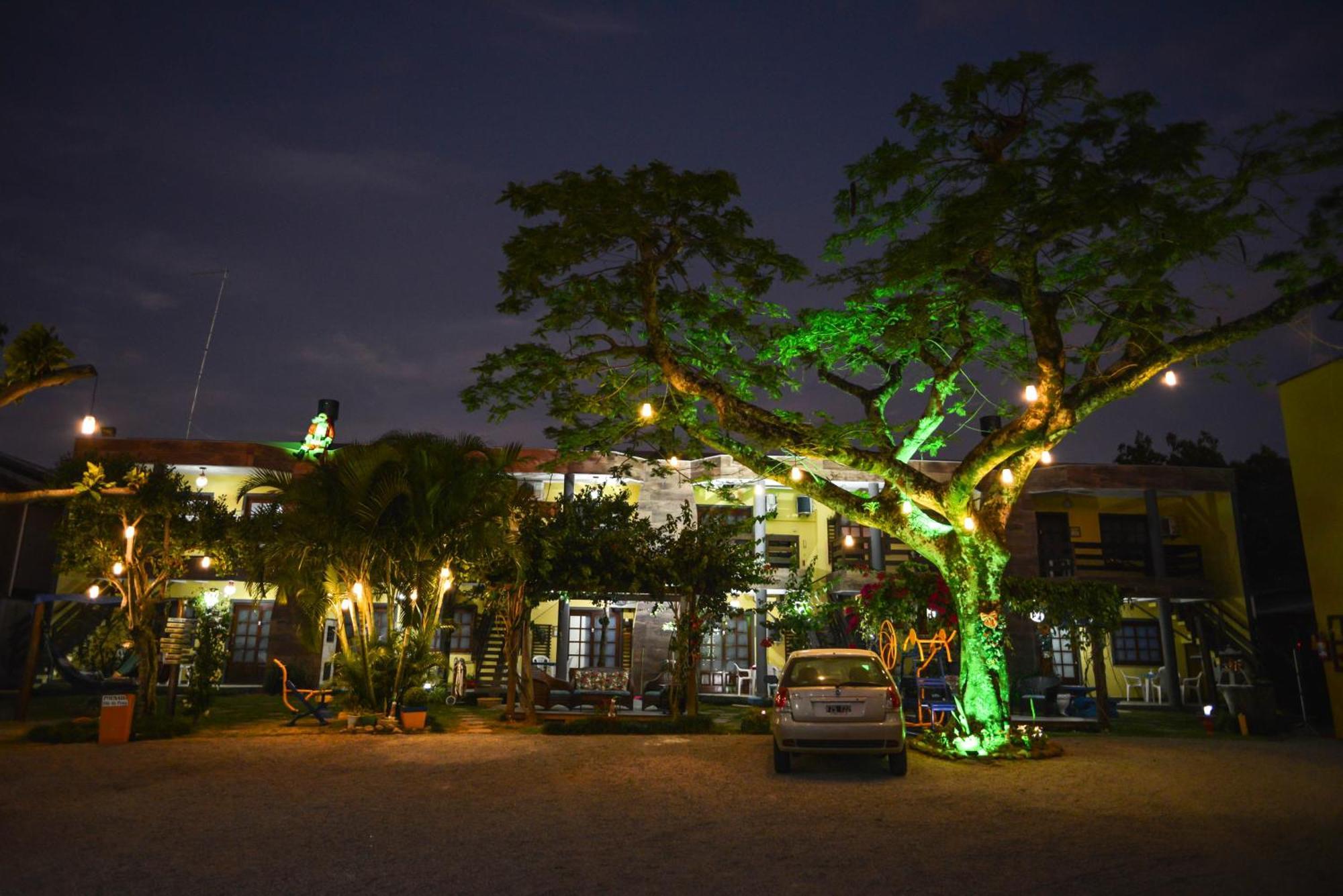 Pousada Vila Da Praia Pinheira Esterno foto