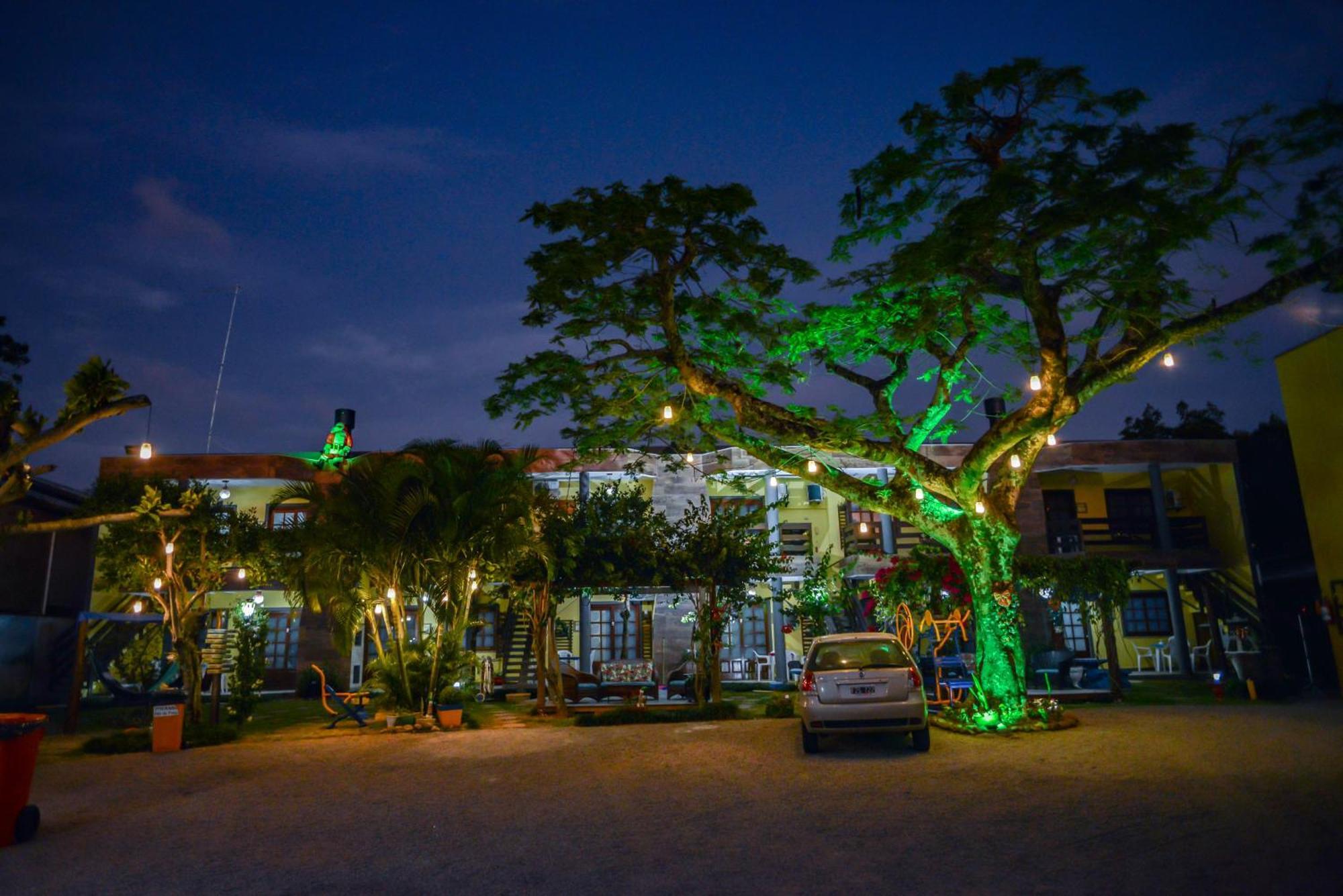 Pousada Vila Da Praia Pinheira Esterno foto